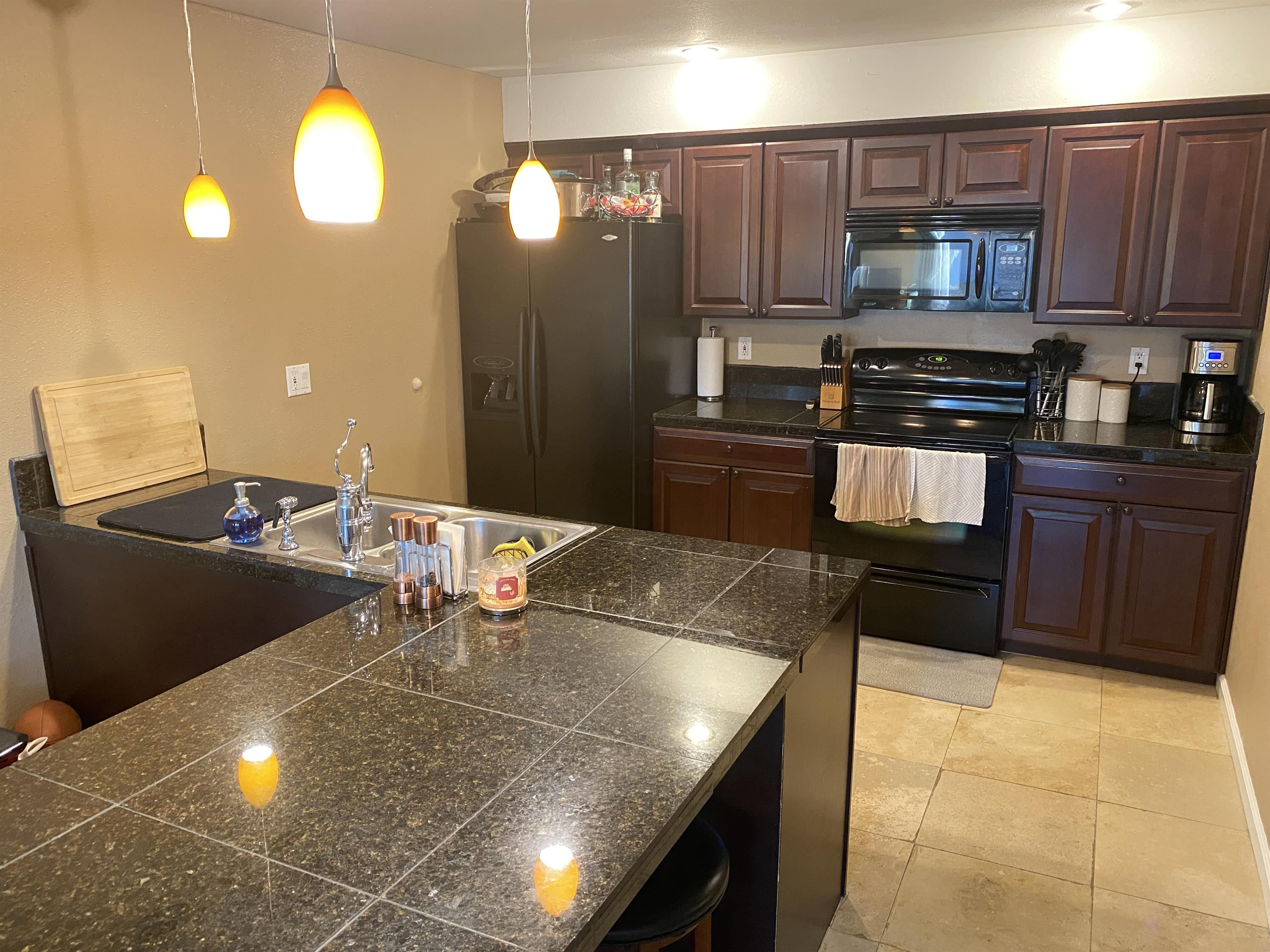 3982 Valeta Street - 284
